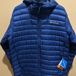 Columbia Men’s Royal Blue Packable Puffer Jacket